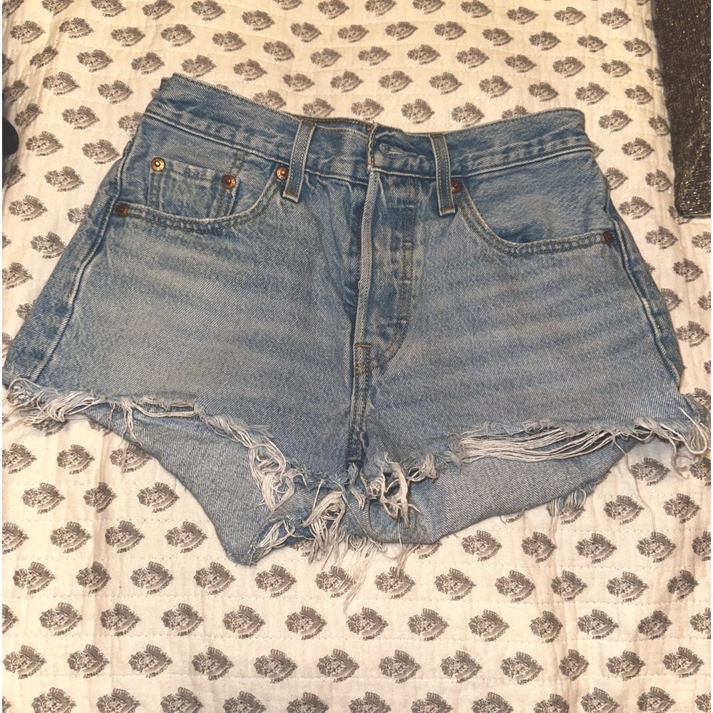 Levi Jean Shorts